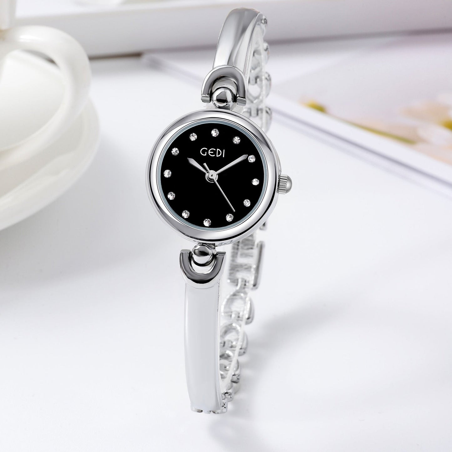 Women's Simple Bangle Quartz Watch