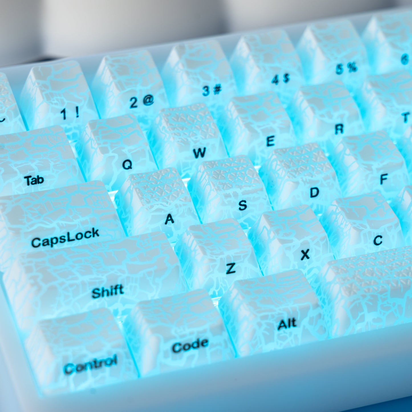 XVX Ice Crack series Pattern Shine-Through OEM Profile IMD-Tech Keycap Set