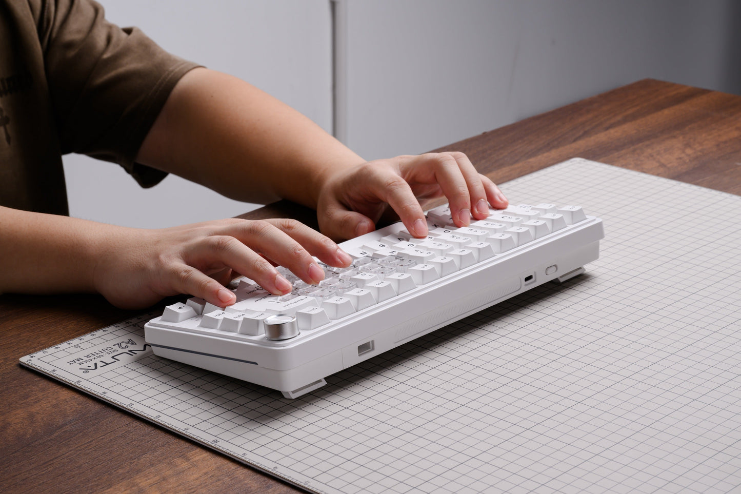 XVX M75 Lumina Tri-Mode 75% Mechanical Keyboard